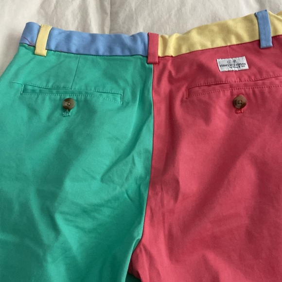 Vineyard Vines multi colored pants - Picture 4 of 4